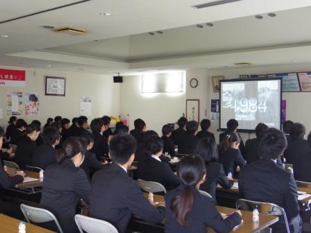 平成２８年度新卒採用に向けての説明会を開催しました！